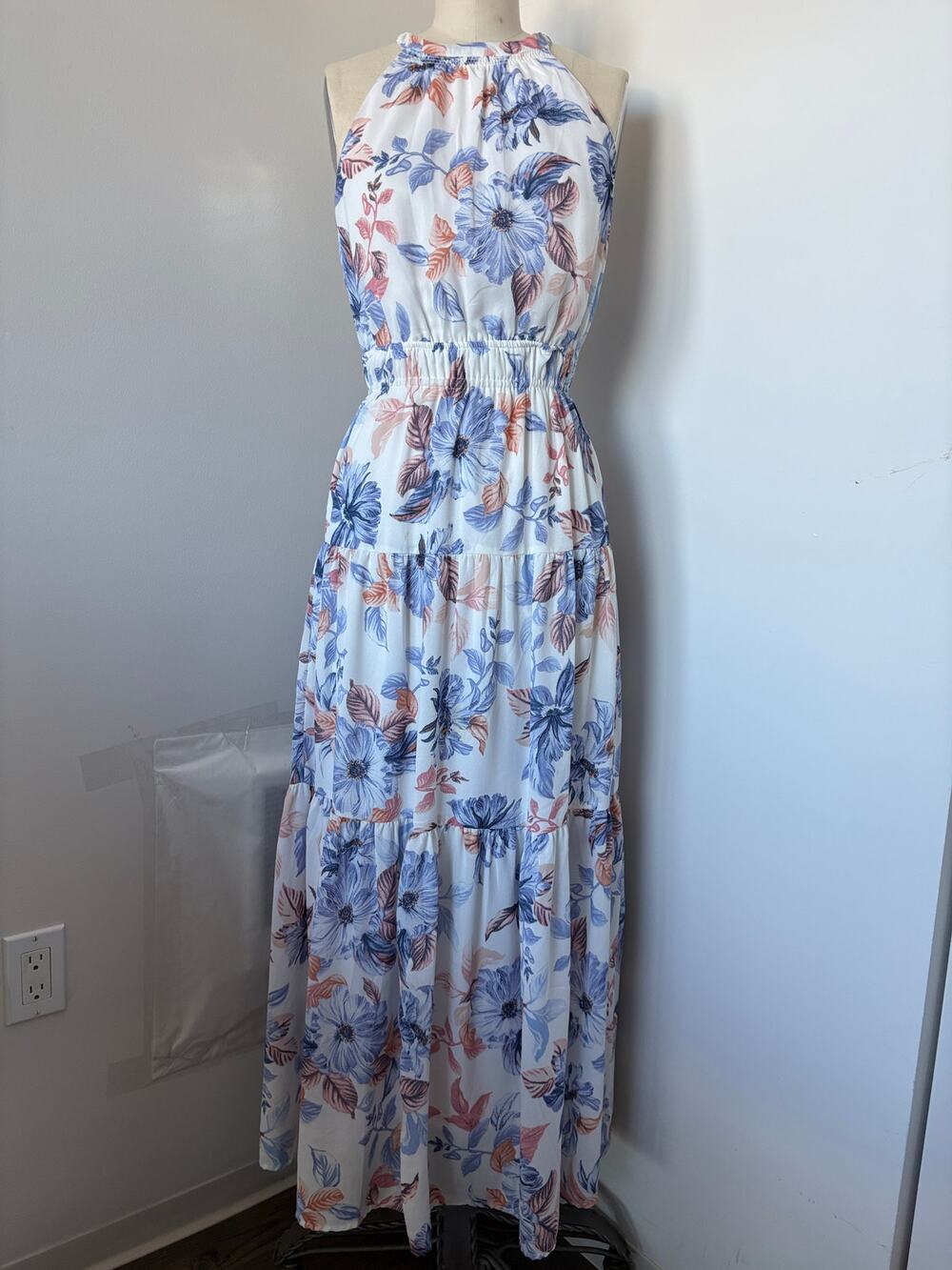 Ivory Floral Tiered Maxi Dress Size S Boho Romantic High Halter Open Back